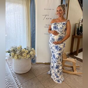 Club London Maxi Dress